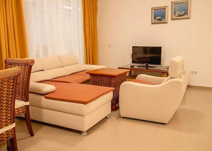 Apartman Sunset Vibes In - Breathtaking Views And Pool - By Flаt Manаger Arabja