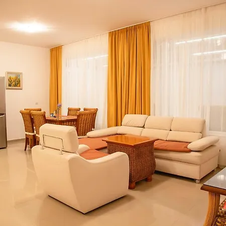 Sunset Vibes In - Breathtaking Views And Pool - By Flаt Manаger